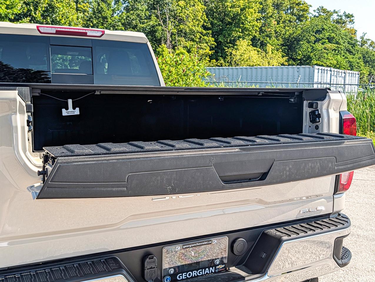 2026 GMC SIERRA 2500HD SLE Photo