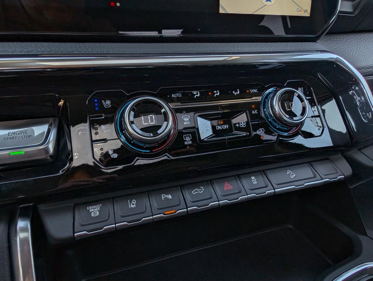 2026 GMC SIERRA 2500HD DENALI Photo