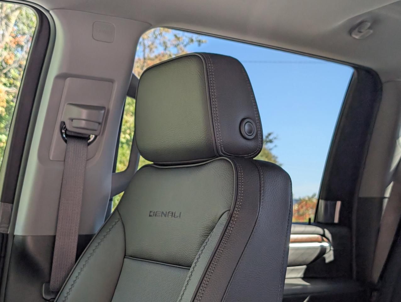 2026 GMC SIERRA 2500HD DENALI Photo