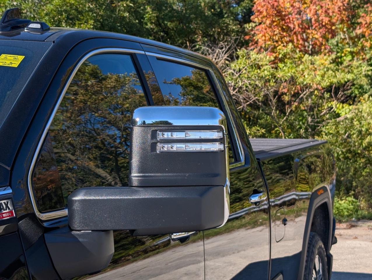 2026 GMC Sierra 3500HD Denali Photo2