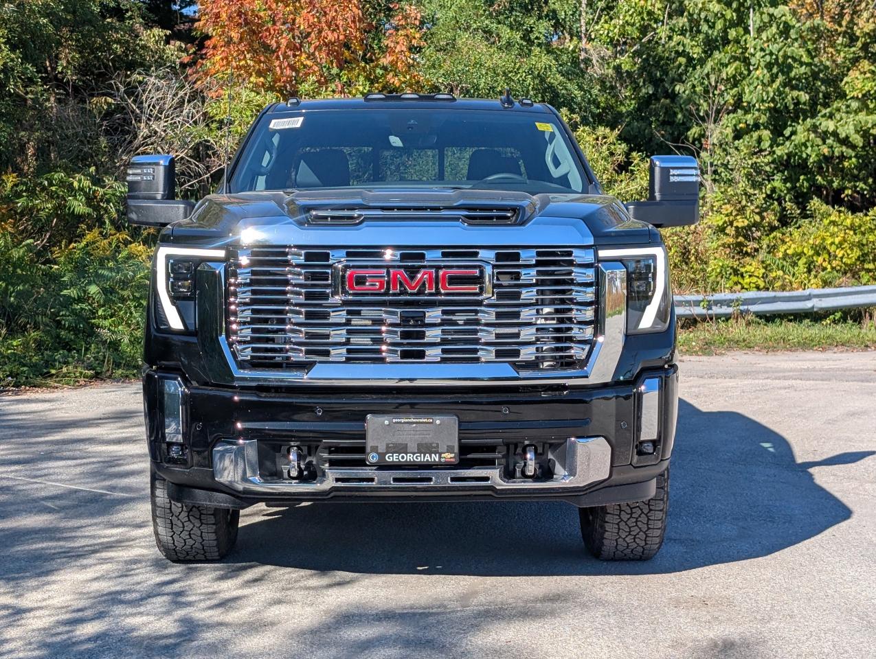 2026 GMC Sierra 3500HD Denali Photo4