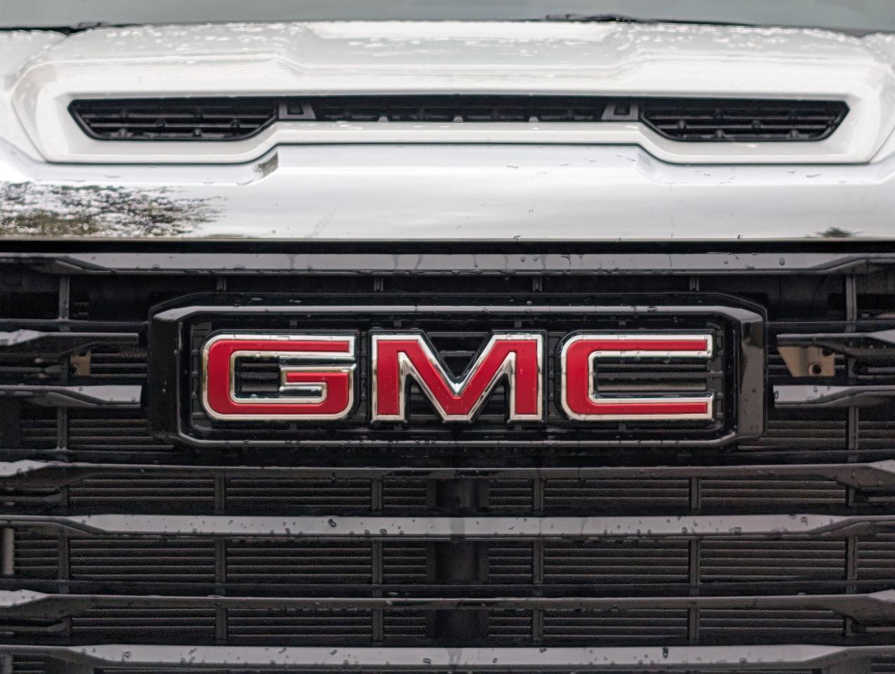 2026 GMC SIERRA 2500HD Pro Photo