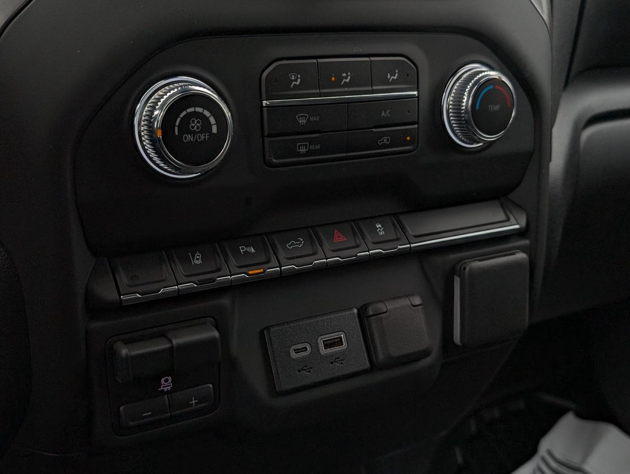 2026 GMC SIERRA 2500HD Pro Photo