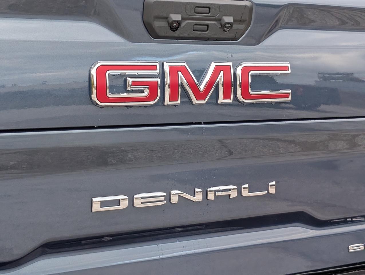 2026 GMC SIERRA 2500HD DENALI Photo