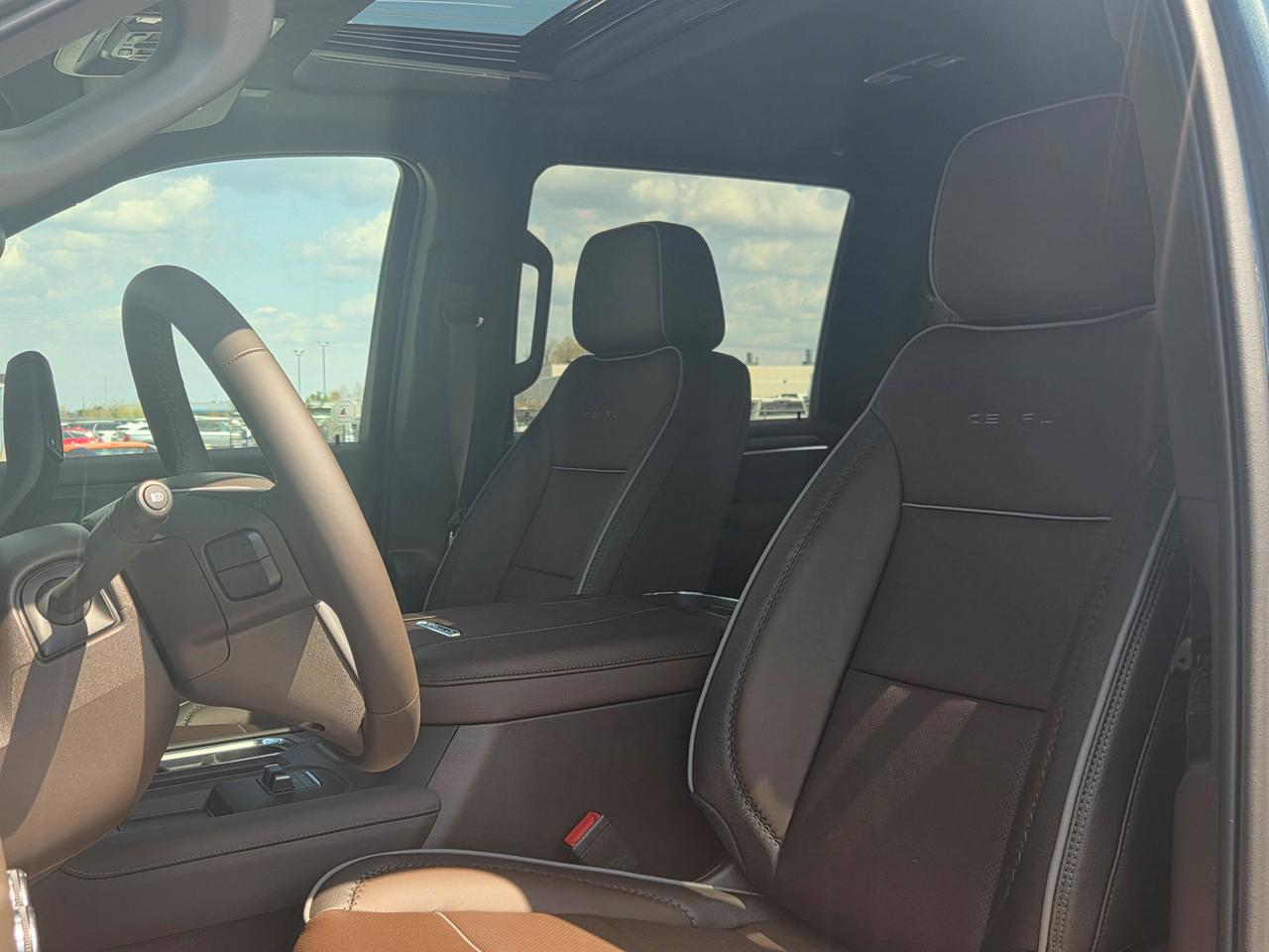 2026 GMC SIERRA 2500HD DENALI Photo