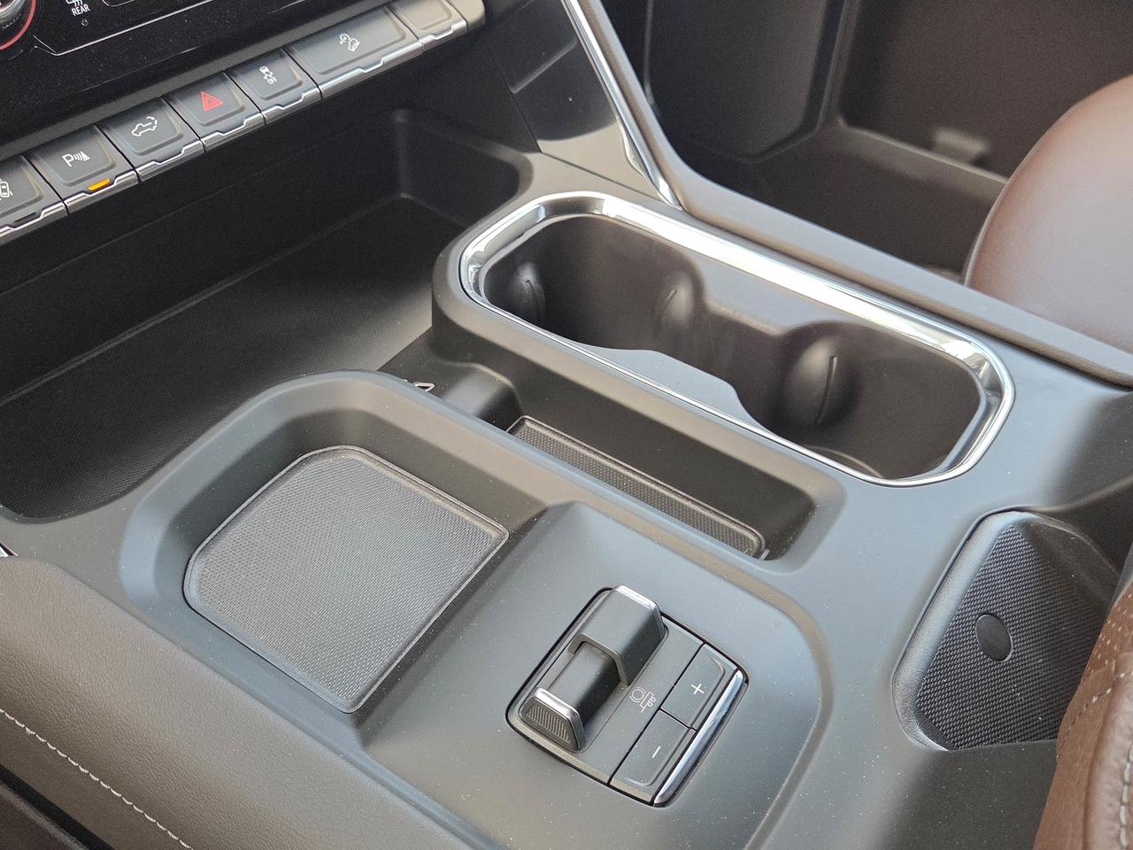 2026 GMC SIERRA 2500HD DENALI Photo