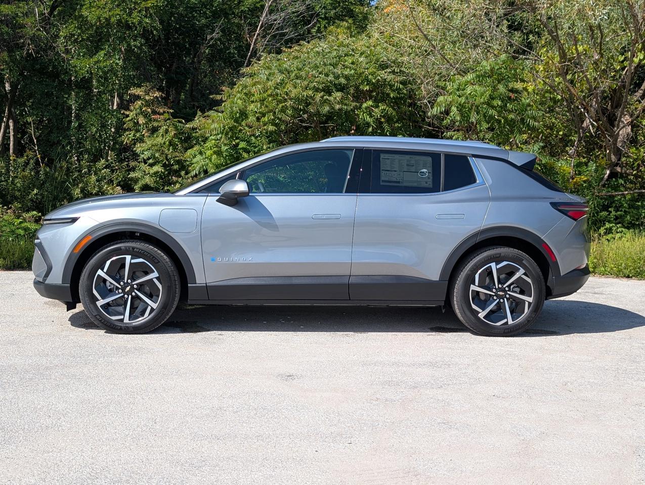 2026 Chevrolet Equinox EV LT Photo