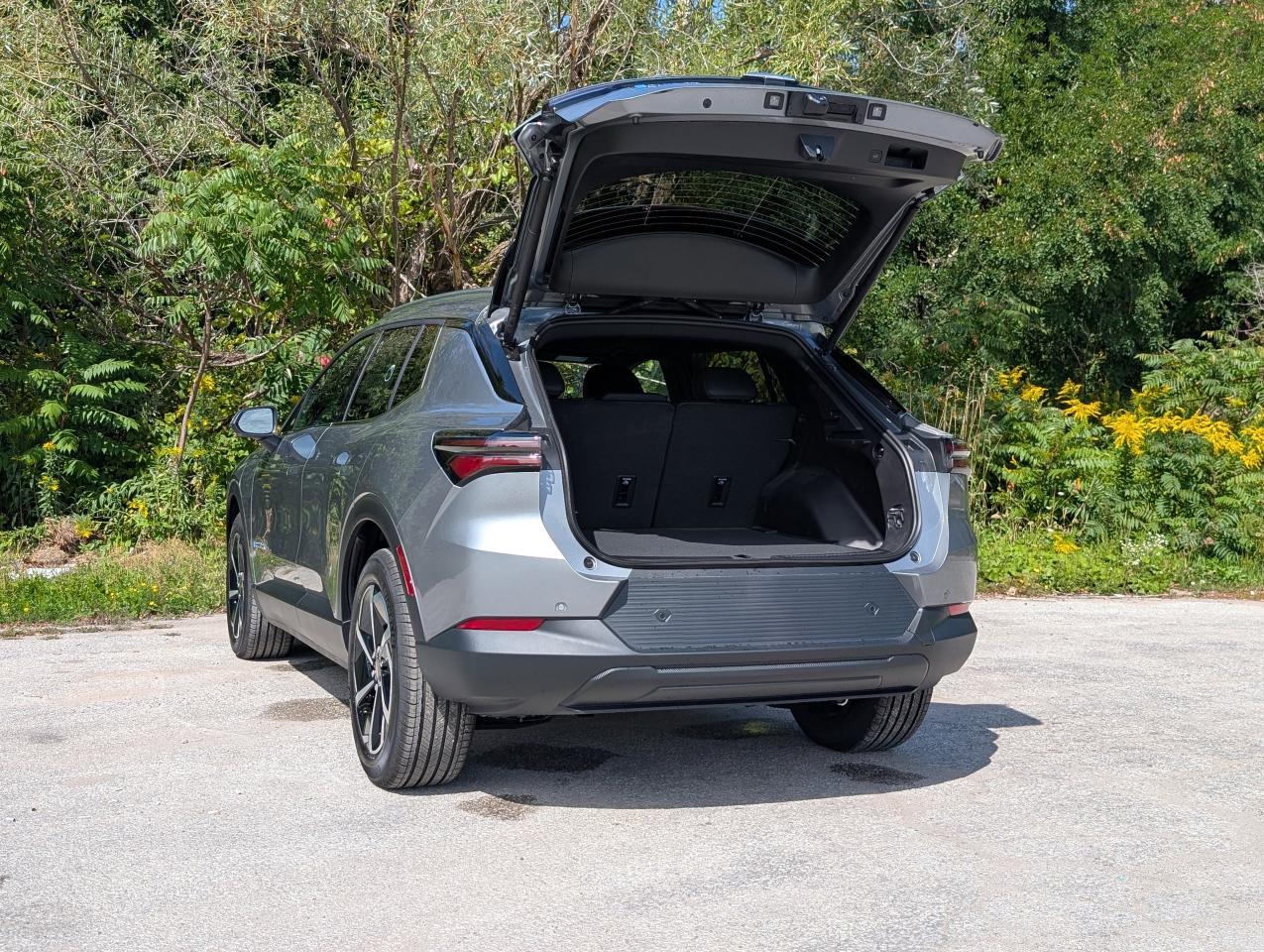 2026 Chevrolet Equinox EV LT Photo