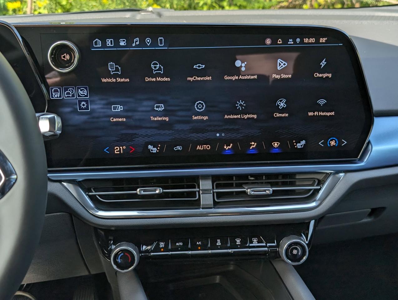 2026 Chevrolet Equinox EV LT Photo