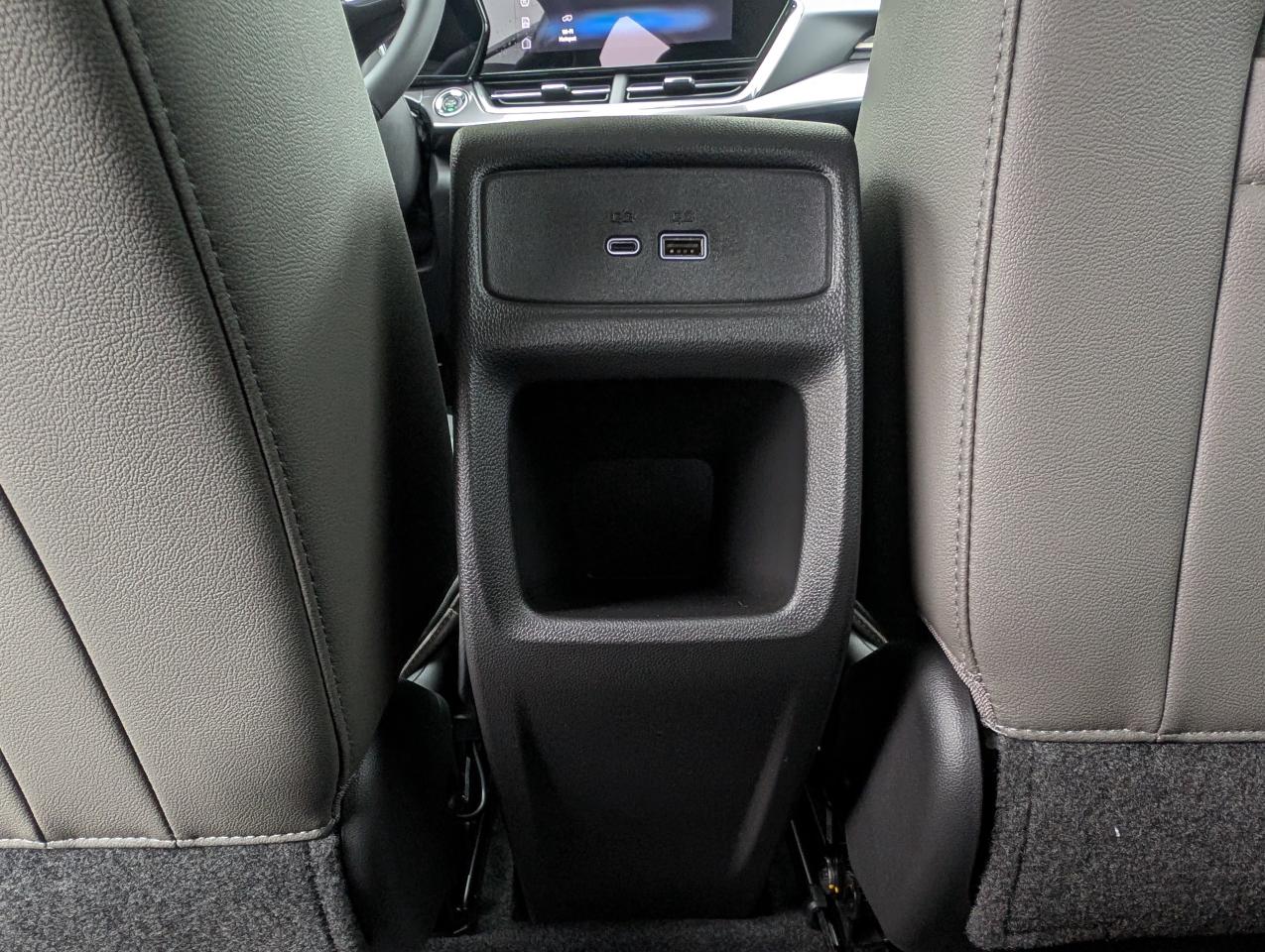 2025 Chevrolet Trax ACTIV Photo