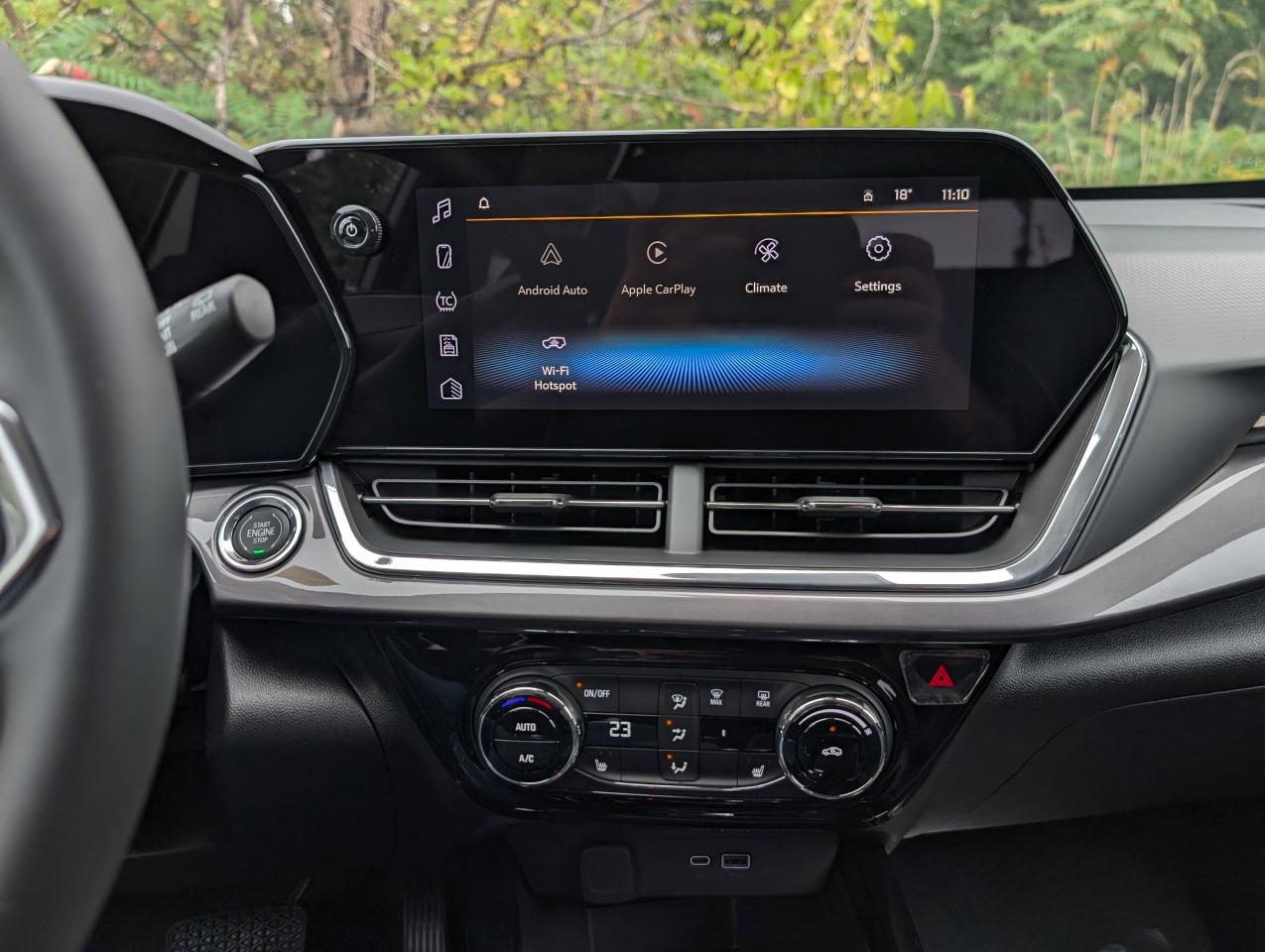 2025 Chevrolet Trax ACTIV Photo