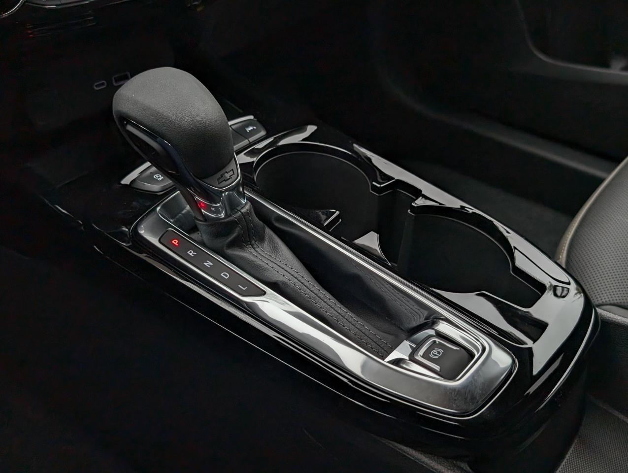 2025 Chevrolet Trax ACTIV Photo