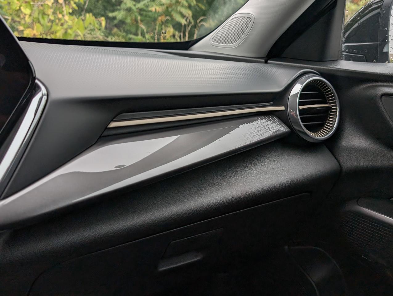 2025 Chevrolet Trax ACTIV Photo