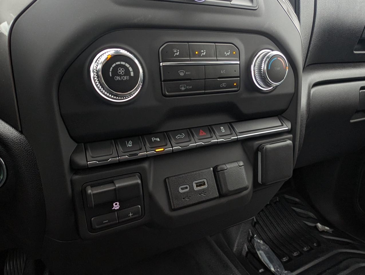 2026 GMC SIERRA 2500HD Pro Photo