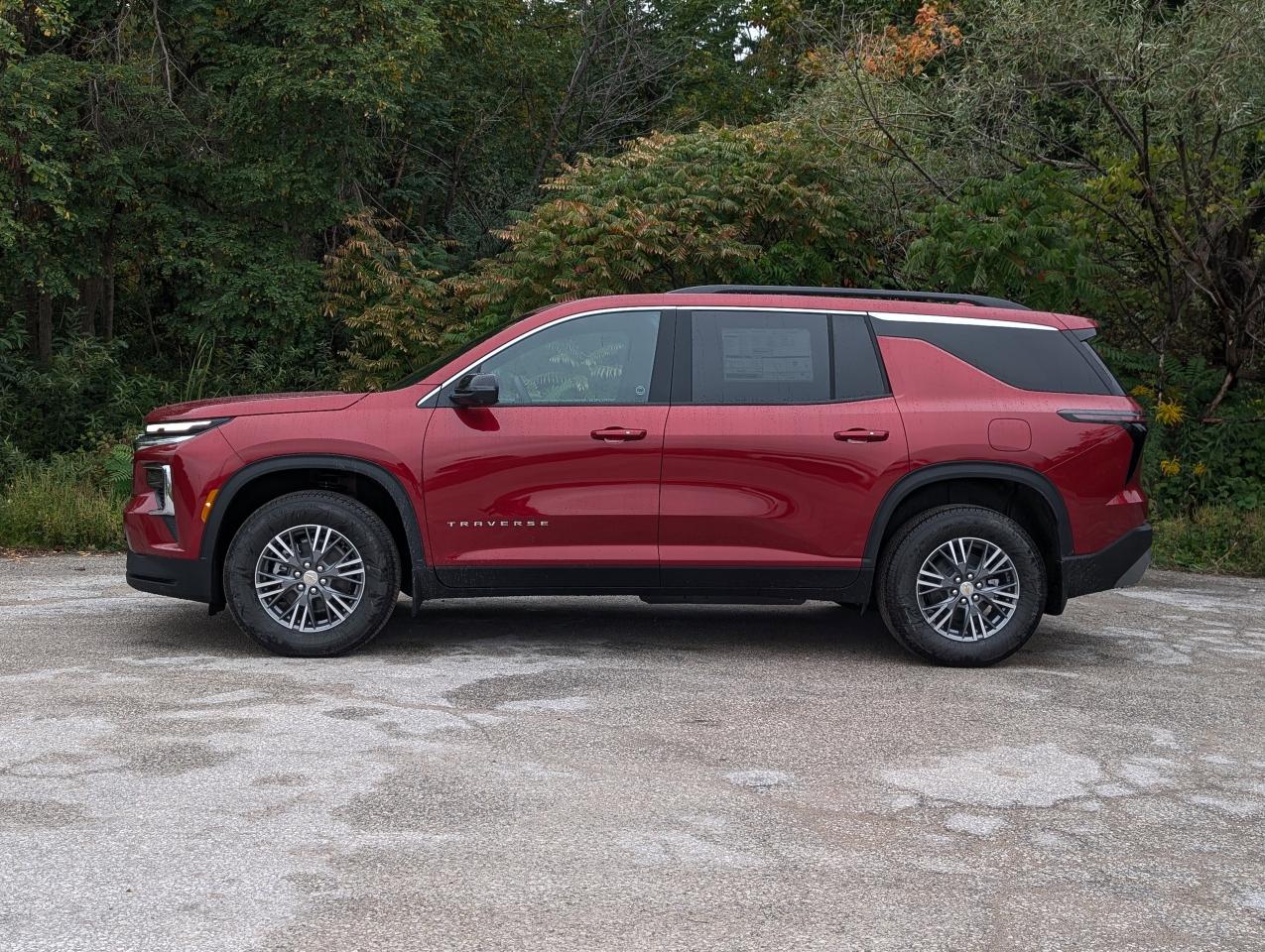 2026 Chevrolet Traverse LT Photo