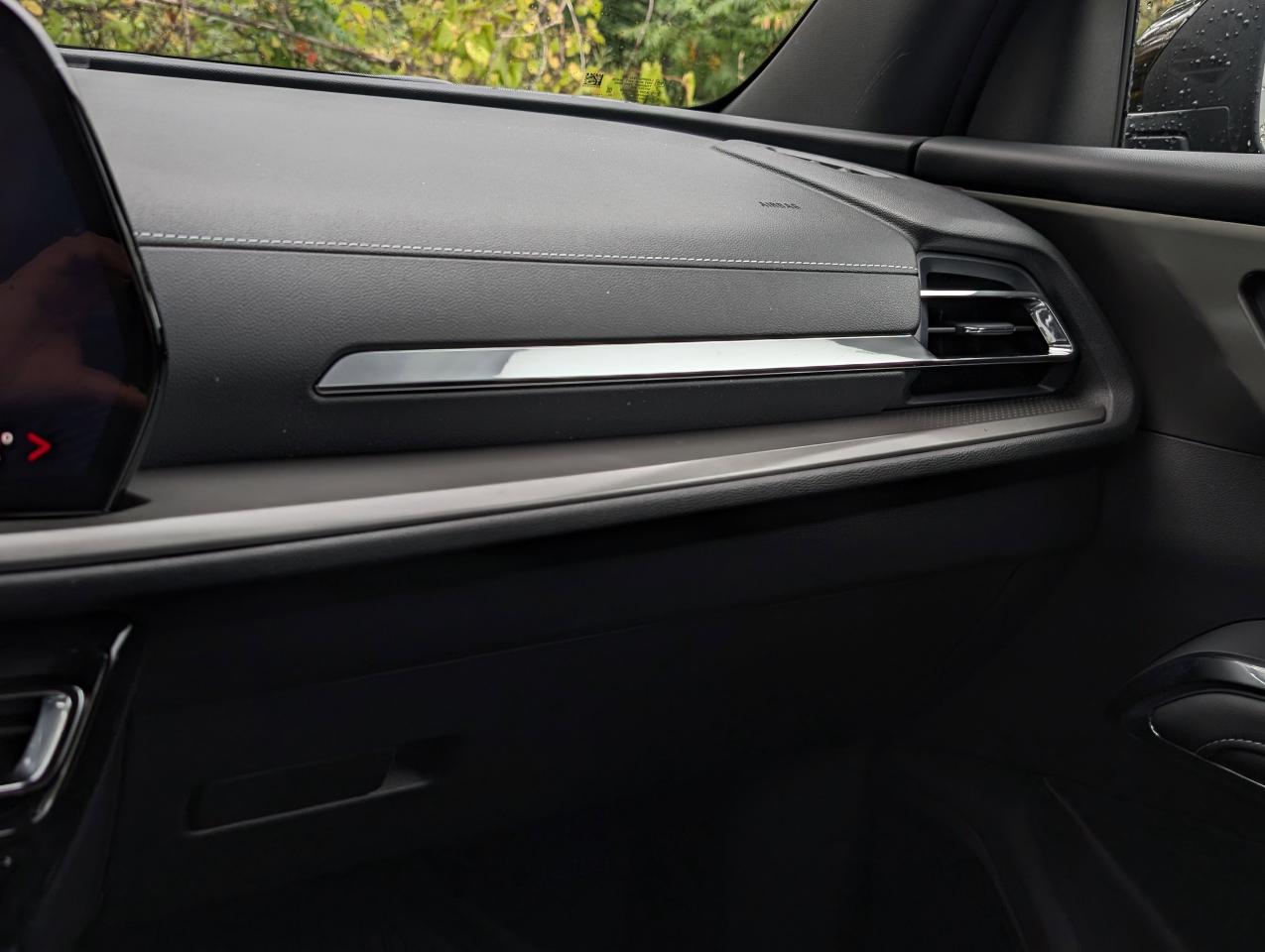 2026 Chevrolet Traverse LT Photo