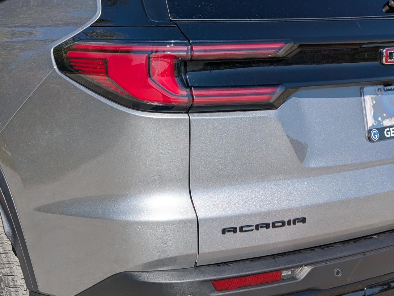 2026 GMC Acadia AT4 Photo