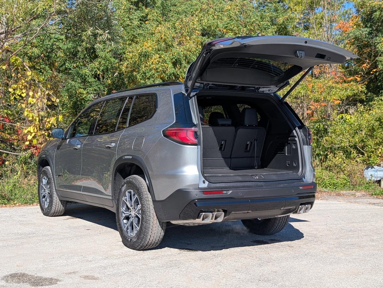 2026 GMC Acadia AT4 Photo