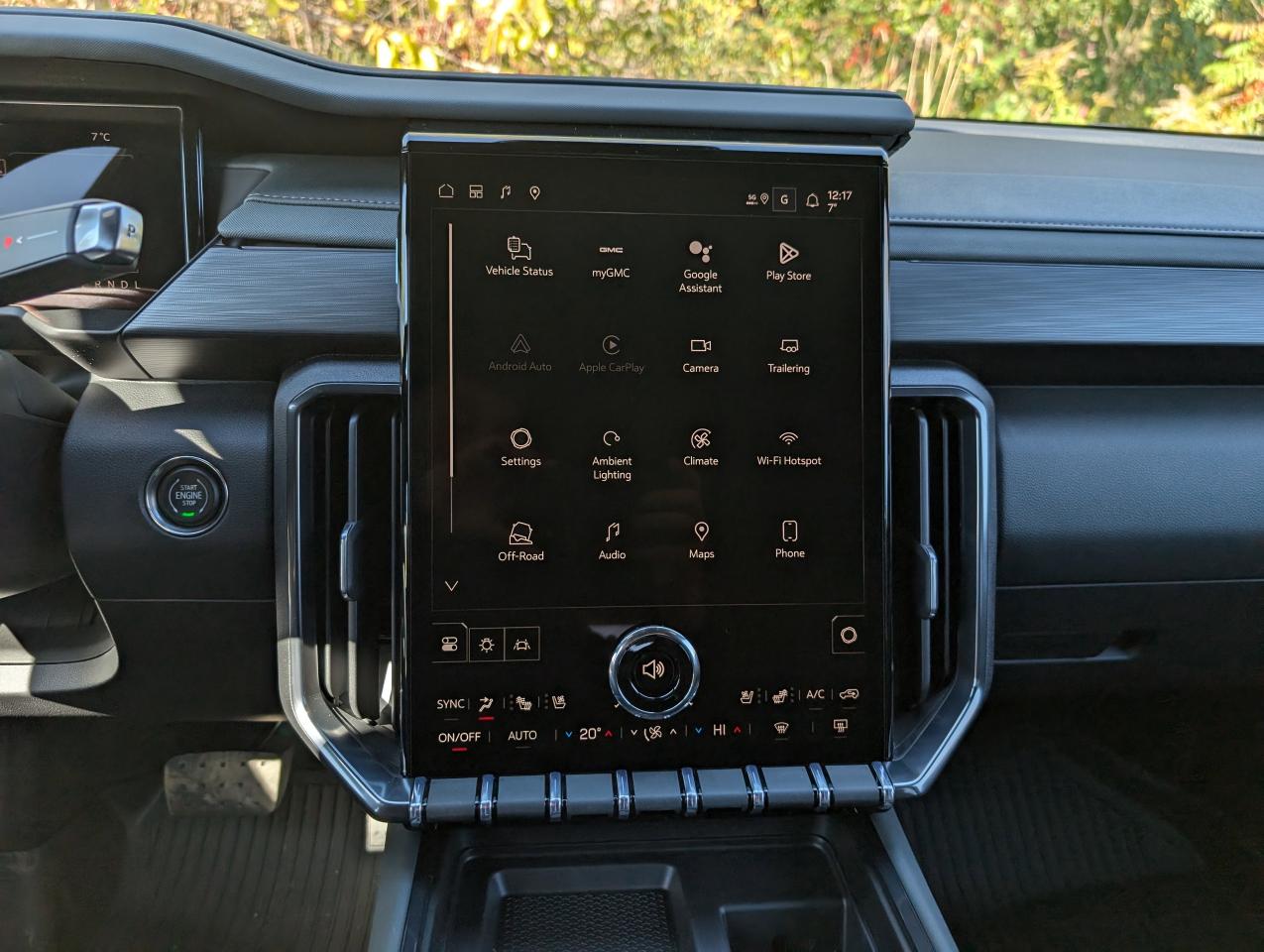 2026 GMC Acadia AT4 Photo