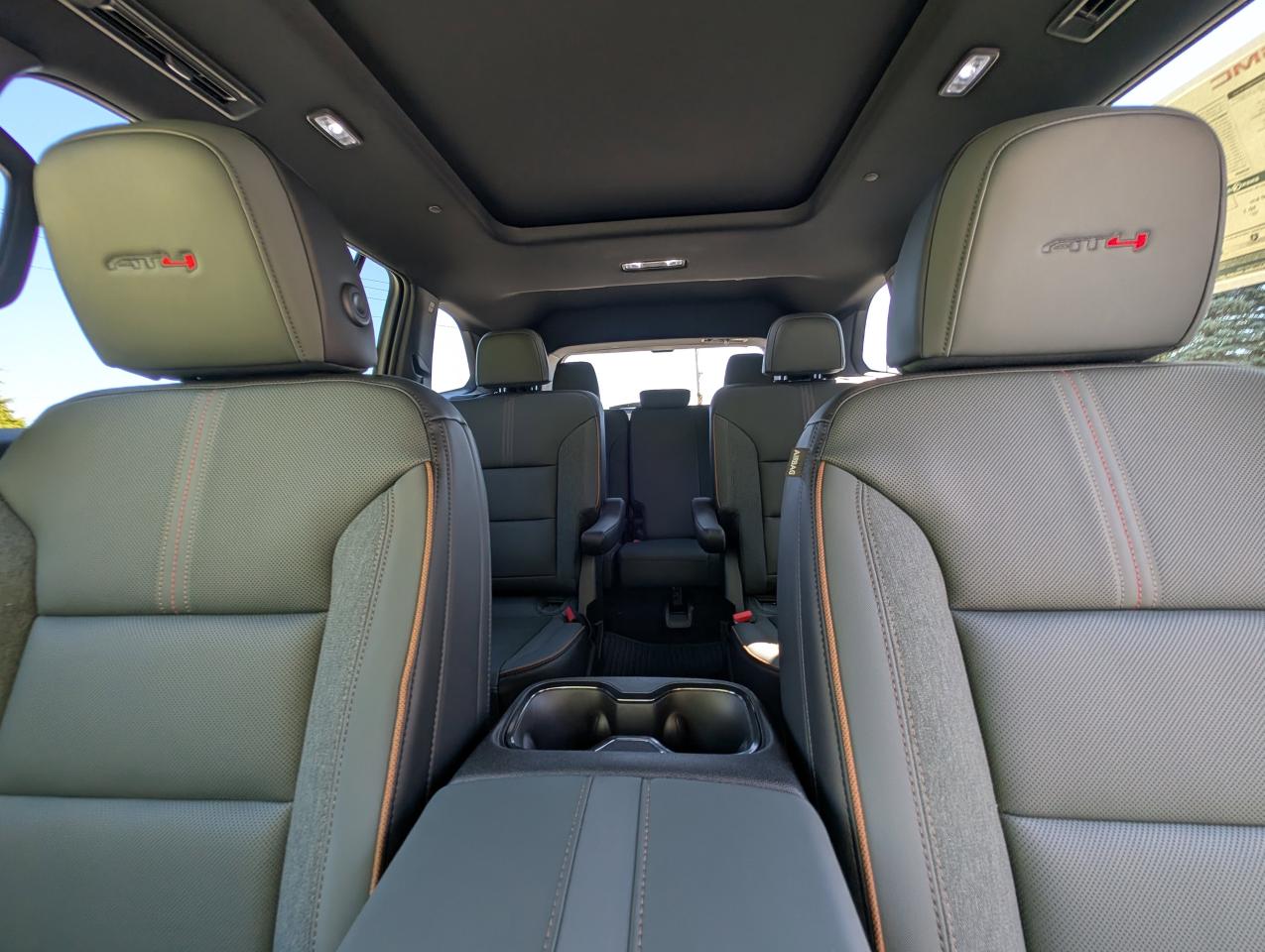 2026 GMC Acadia AT4 Photo