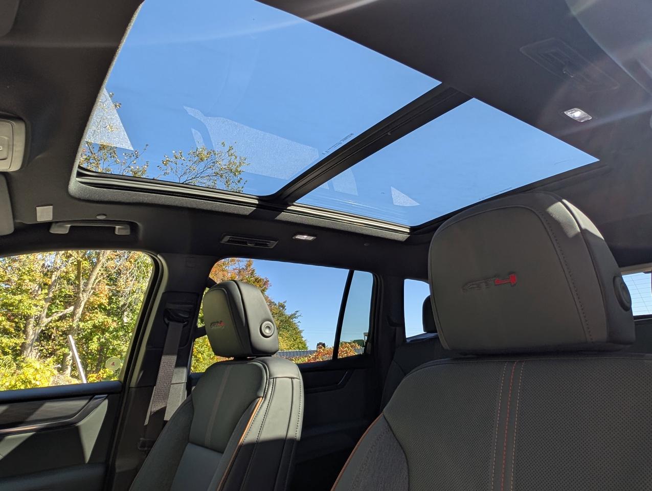 2026 GMC Acadia AT4 Photo