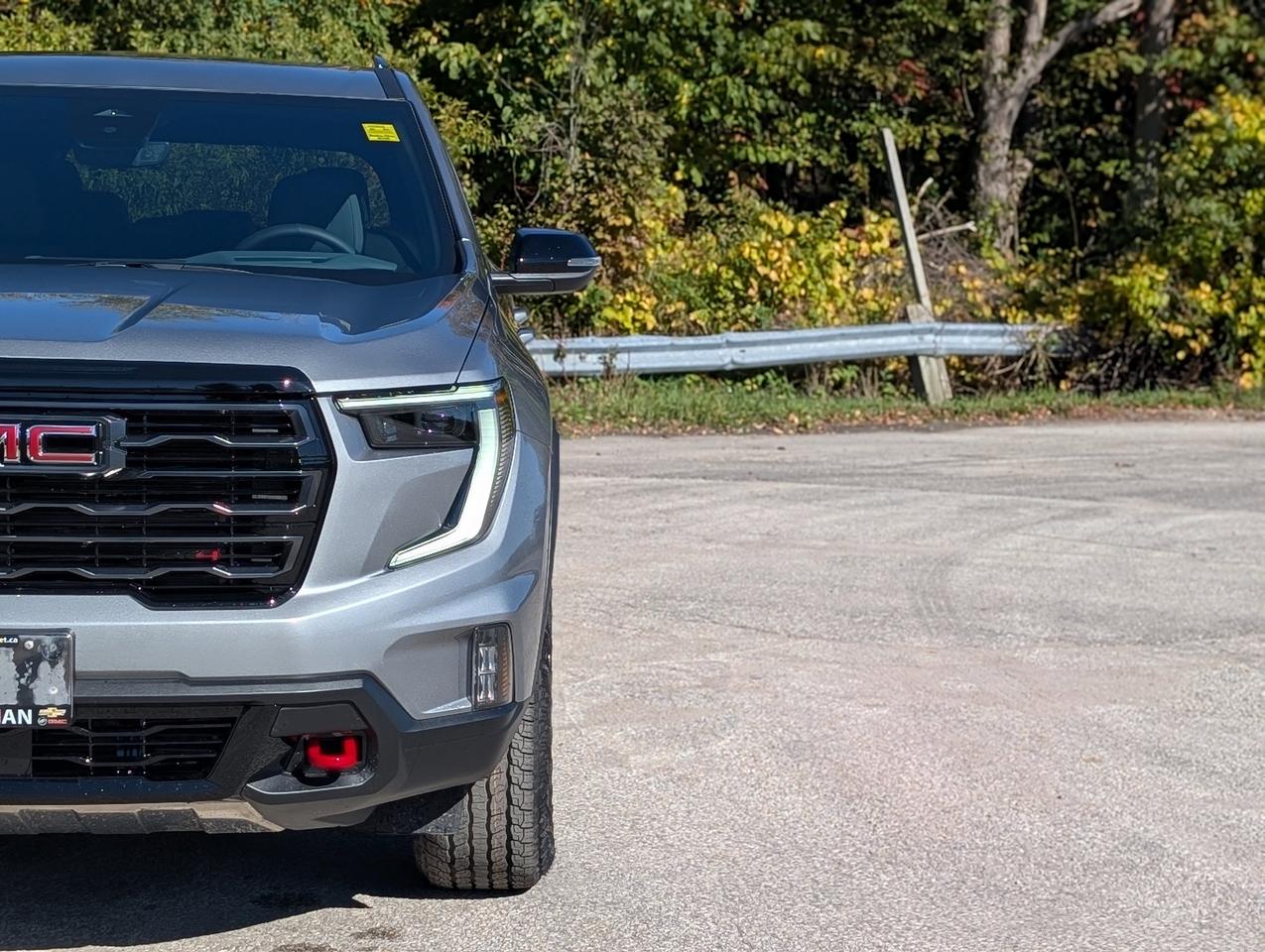 2026 GMC Acadia AT4 Photo4