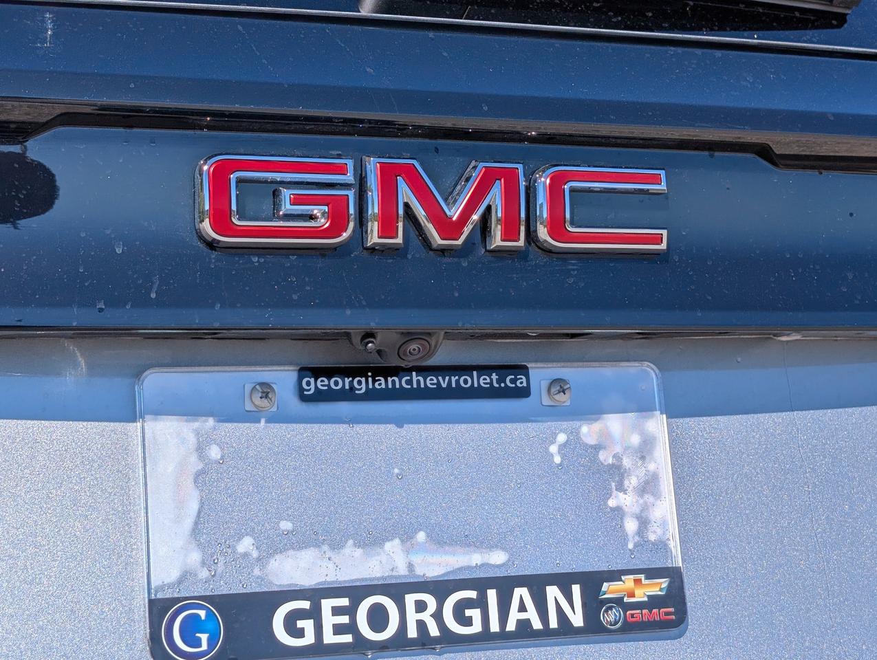 2026 GMC Acadia AT4 Photo