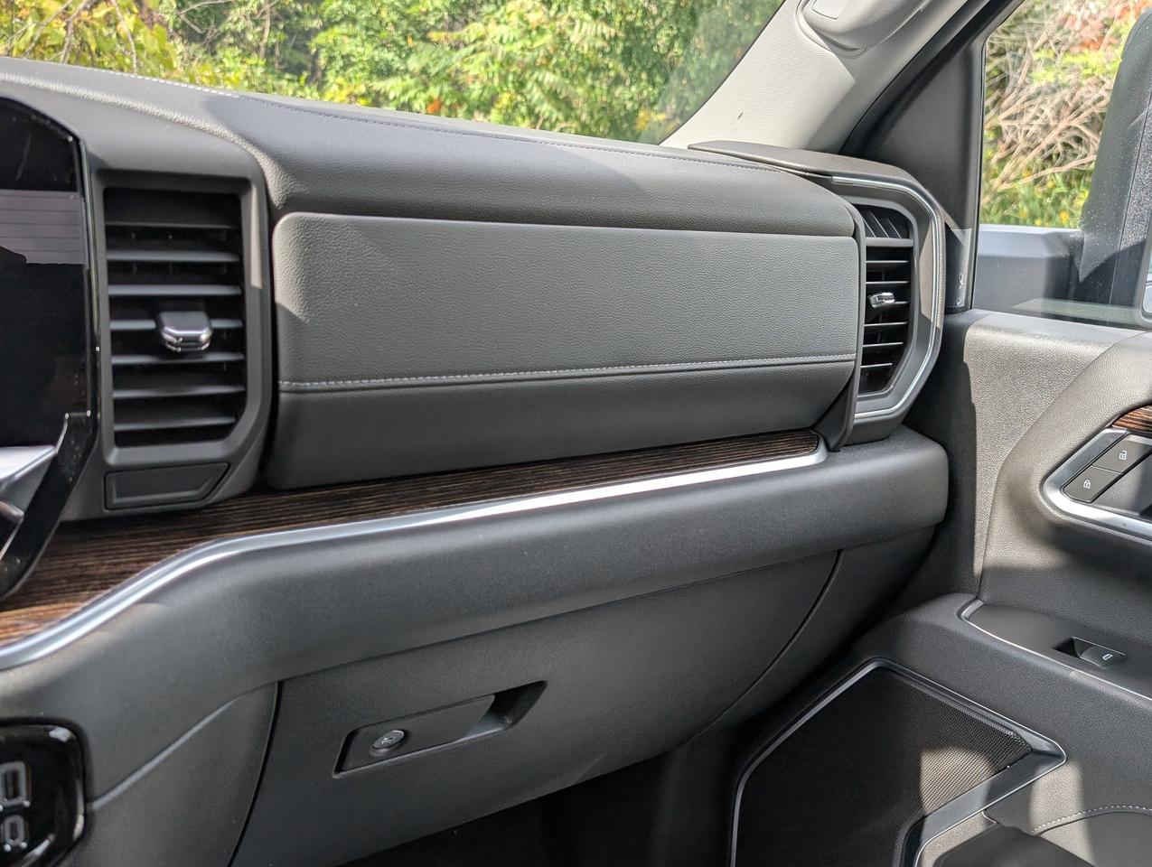2026 GMC SIERRA 2500HD SLE Photo