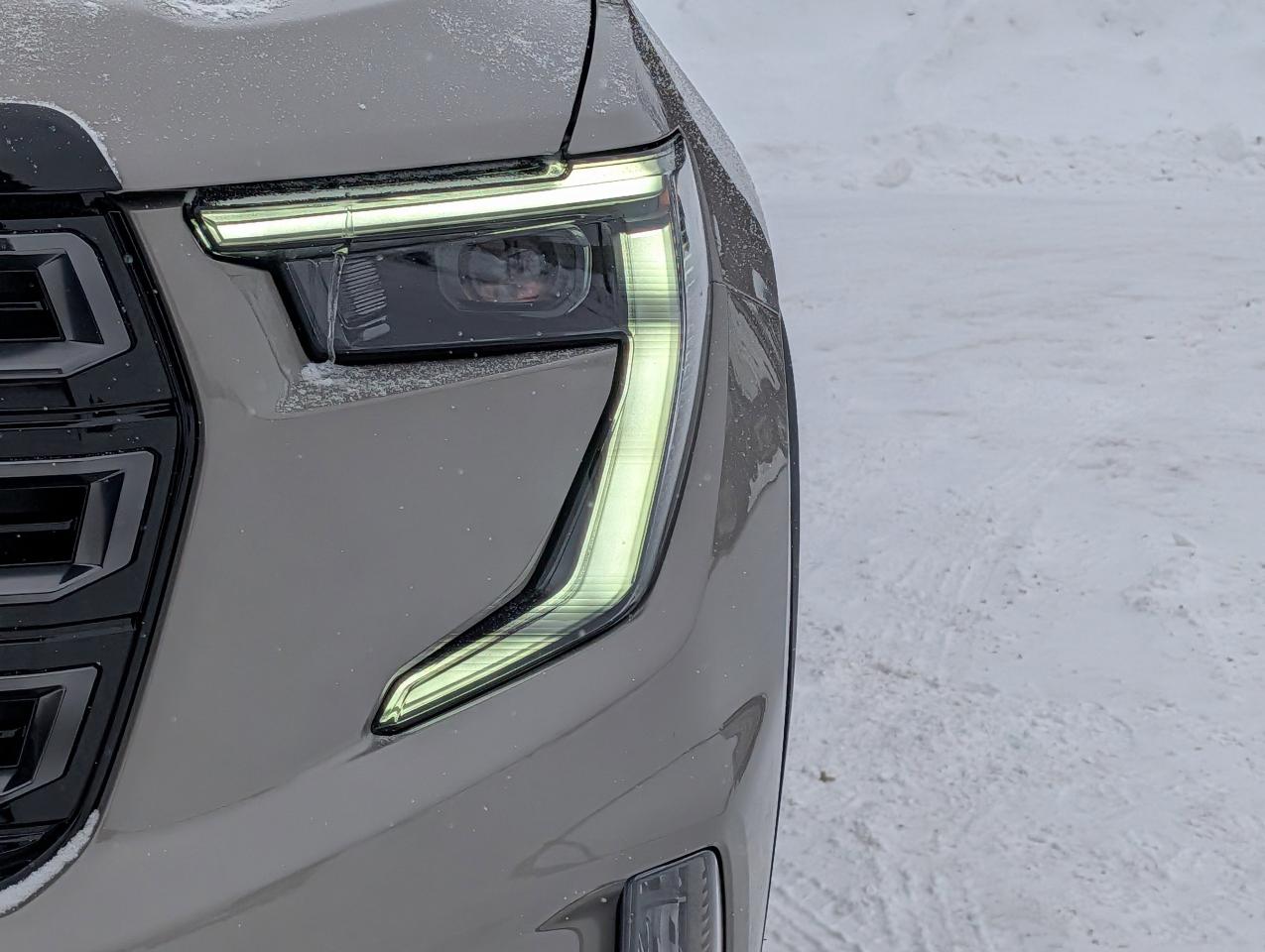 2026 GMC Acadia AT4 Photo