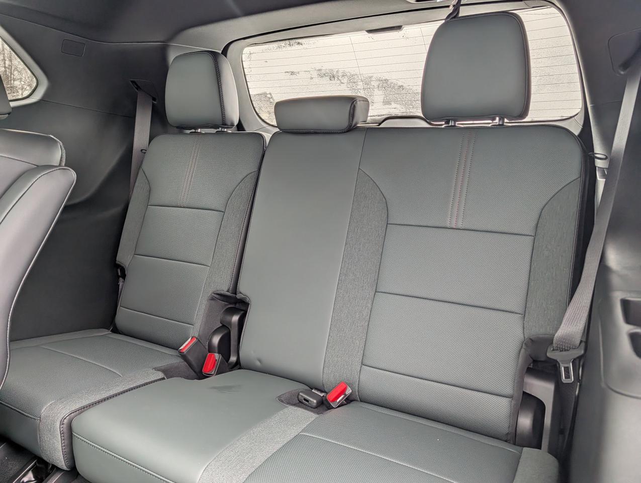 2026 GMC Acadia AT4 Photo