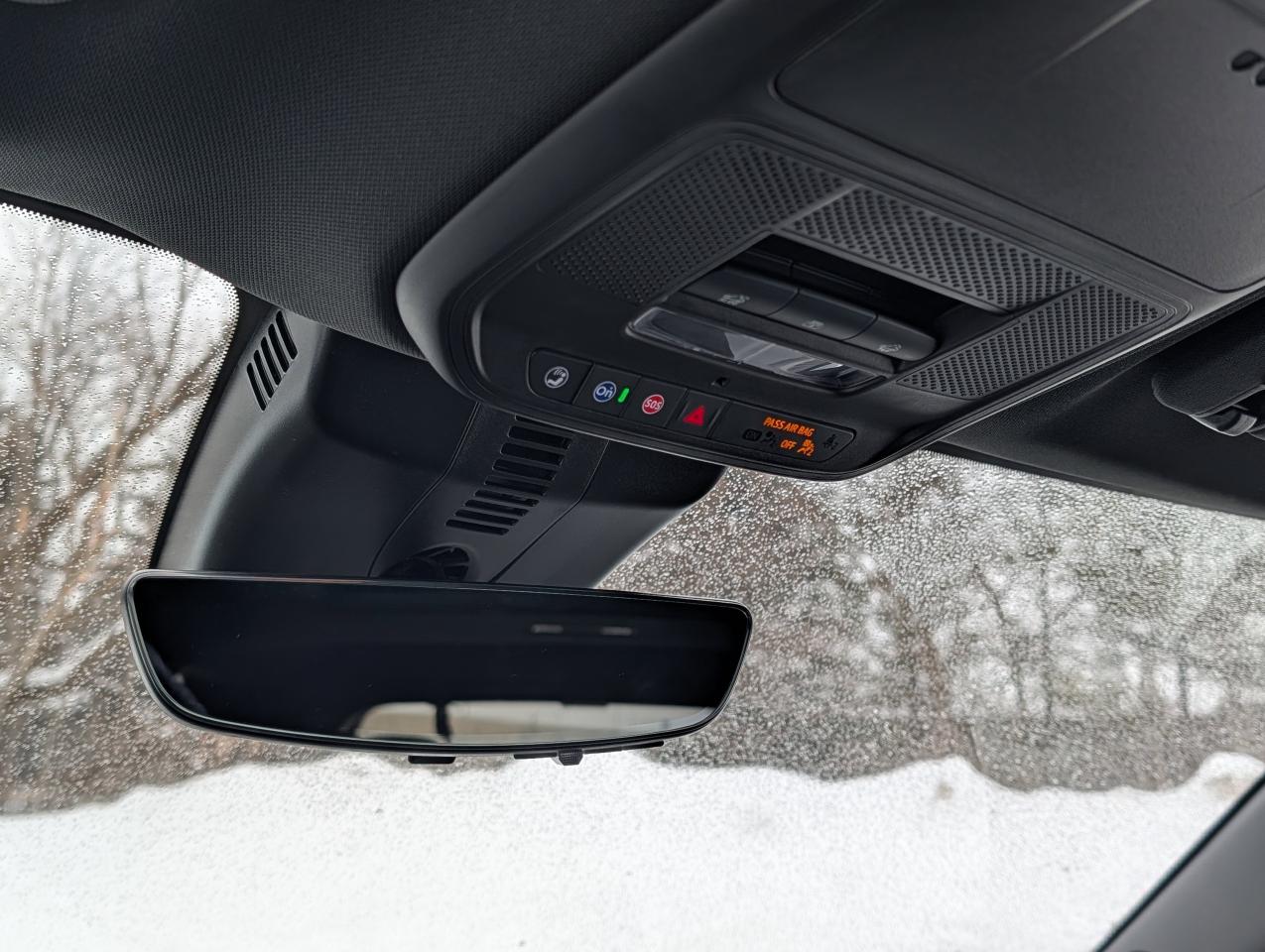 2026 GMC Acadia AT4 Photo