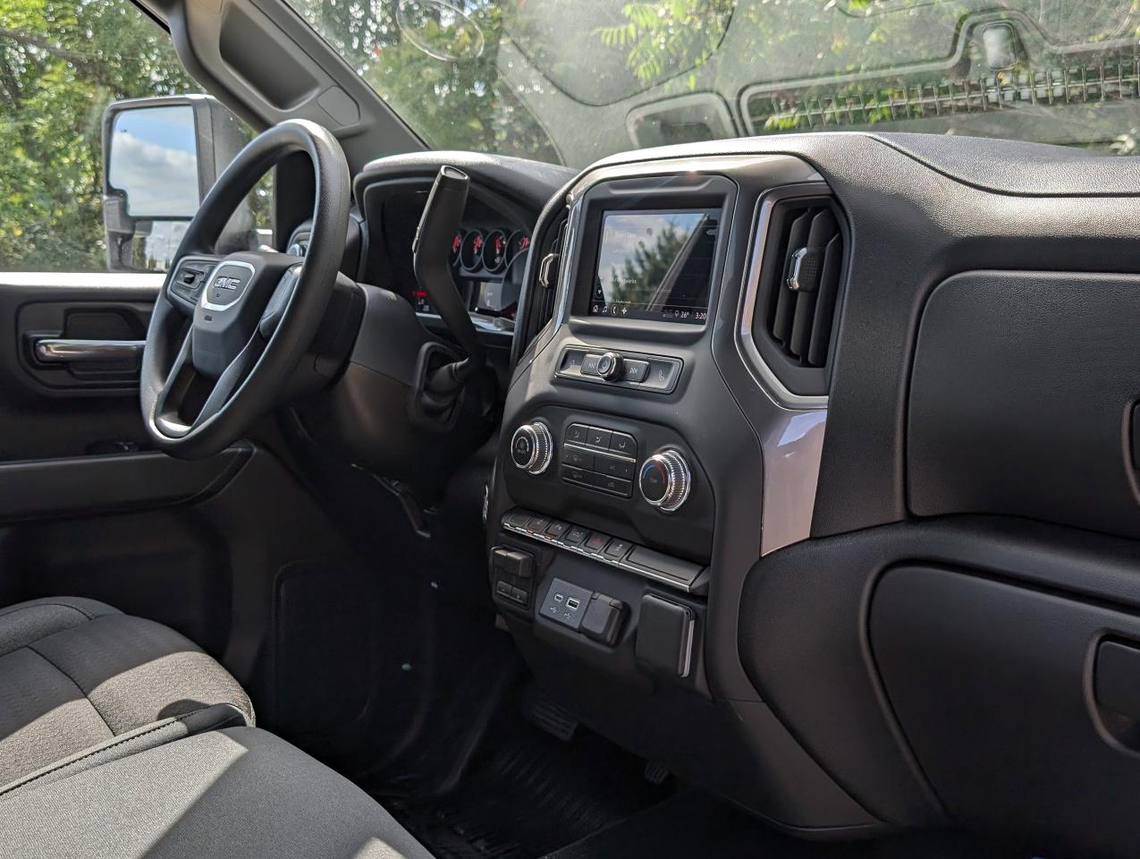 2026 GMC SIERRA 2500HD Pro Photo