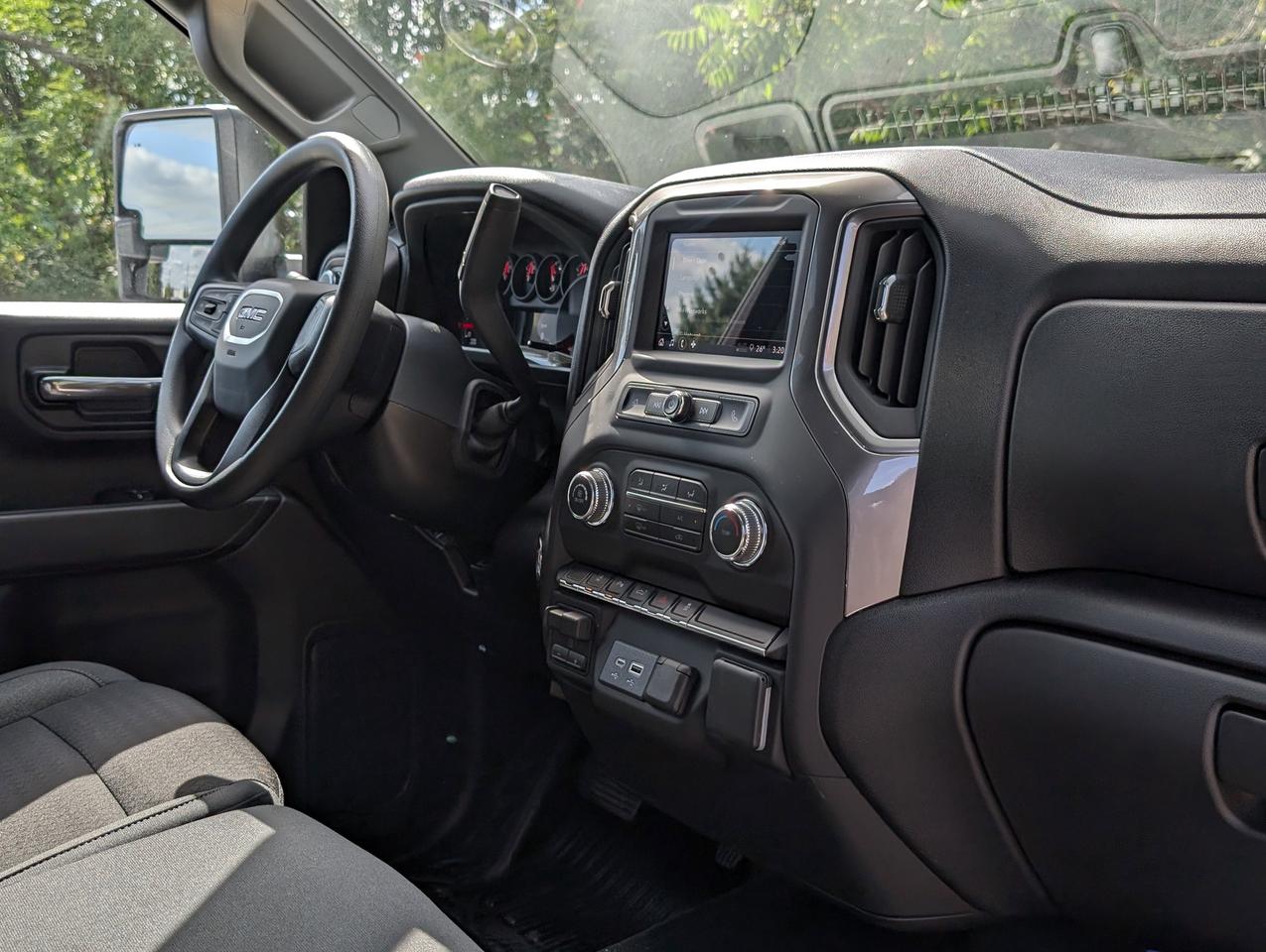 2026 GMC SIERRA 2500HD Pro Photo