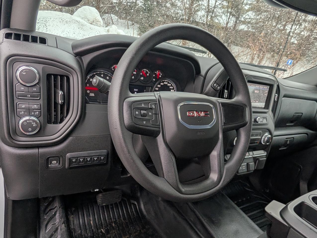 2026 GMC SIERRA 2500HD Pro Photo