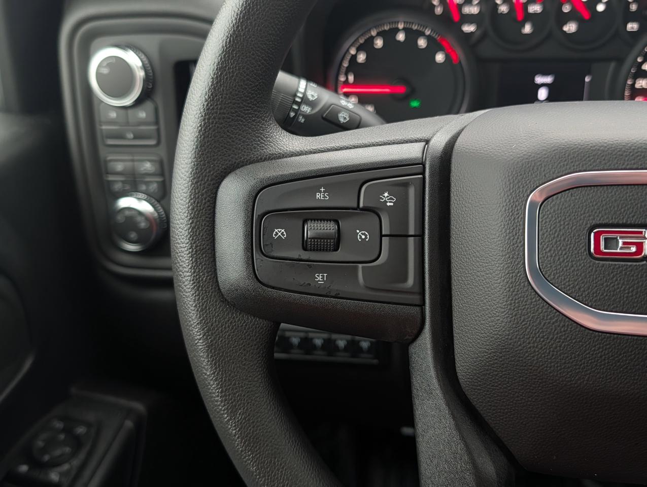 2026 GMC SIERRA 2500HD Pro Photo