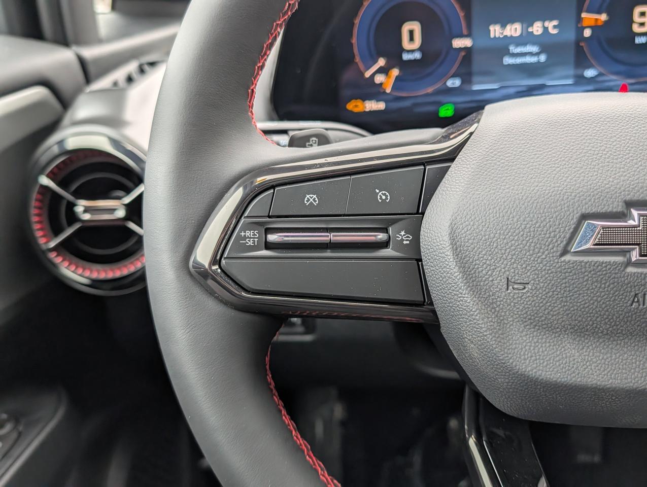 2026 Chevrolet Equinox EV RS Photo