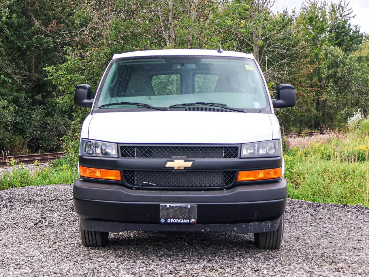 2025 Chevrolet Express Cargo Van  Photo