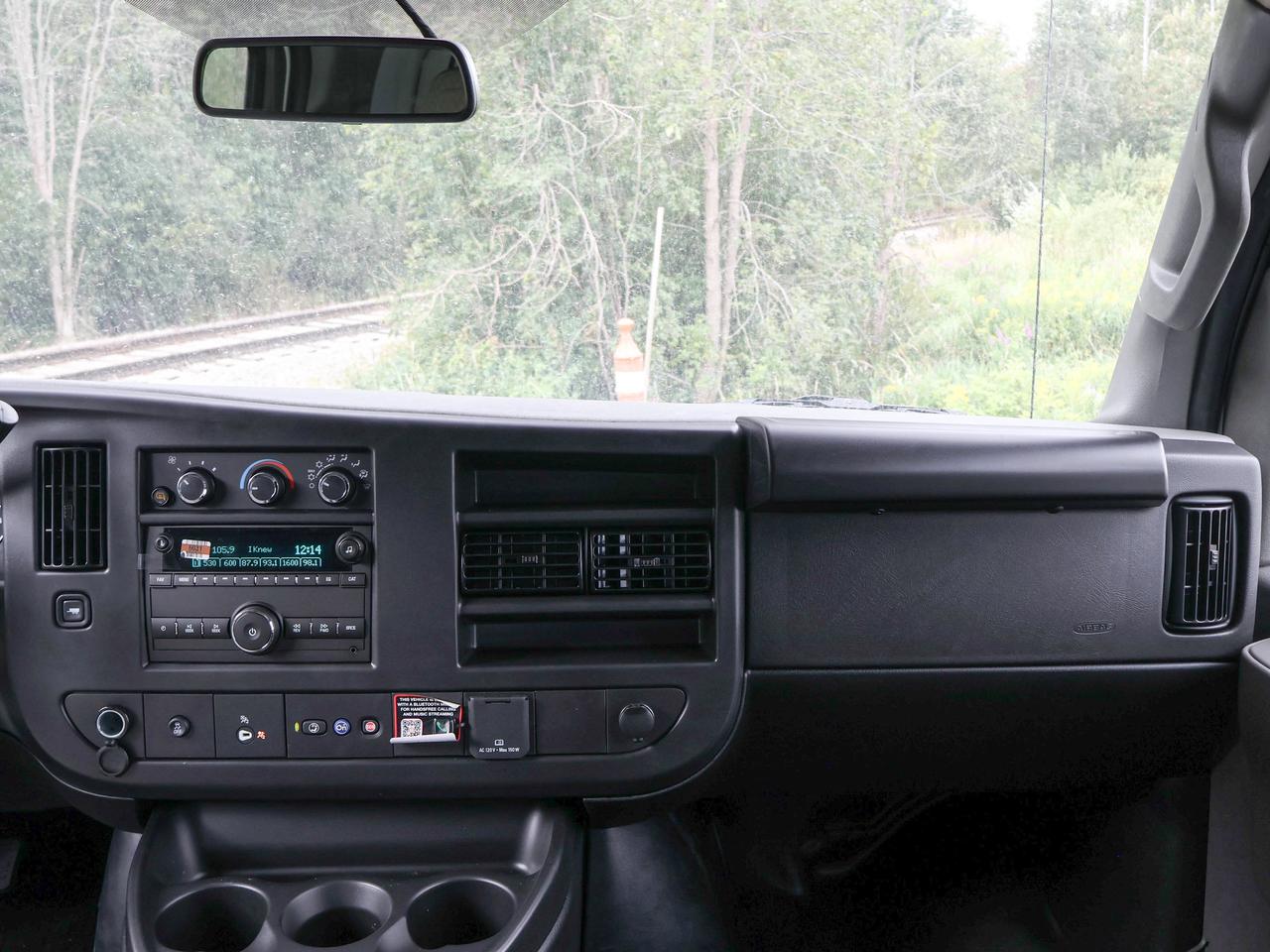 2025 Chevrolet Express Cargo Van  Photo
