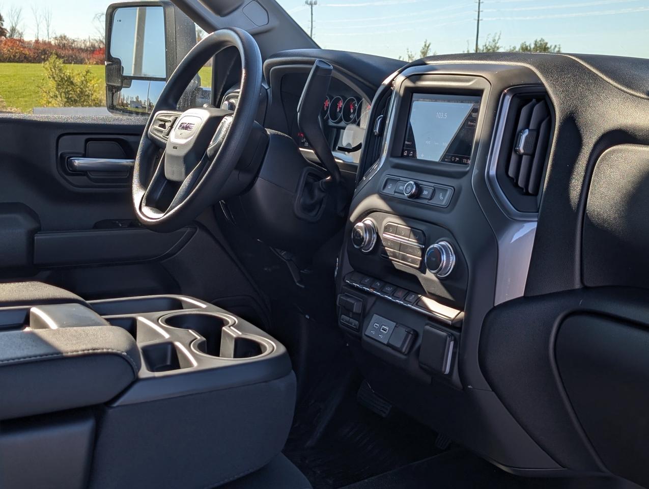 2026 GMC SIERRA 2500HD Pro Photo