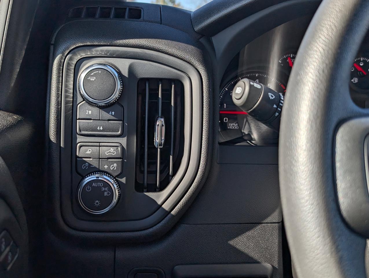 2026 GMC SIERRA 2500HD Pro Photo