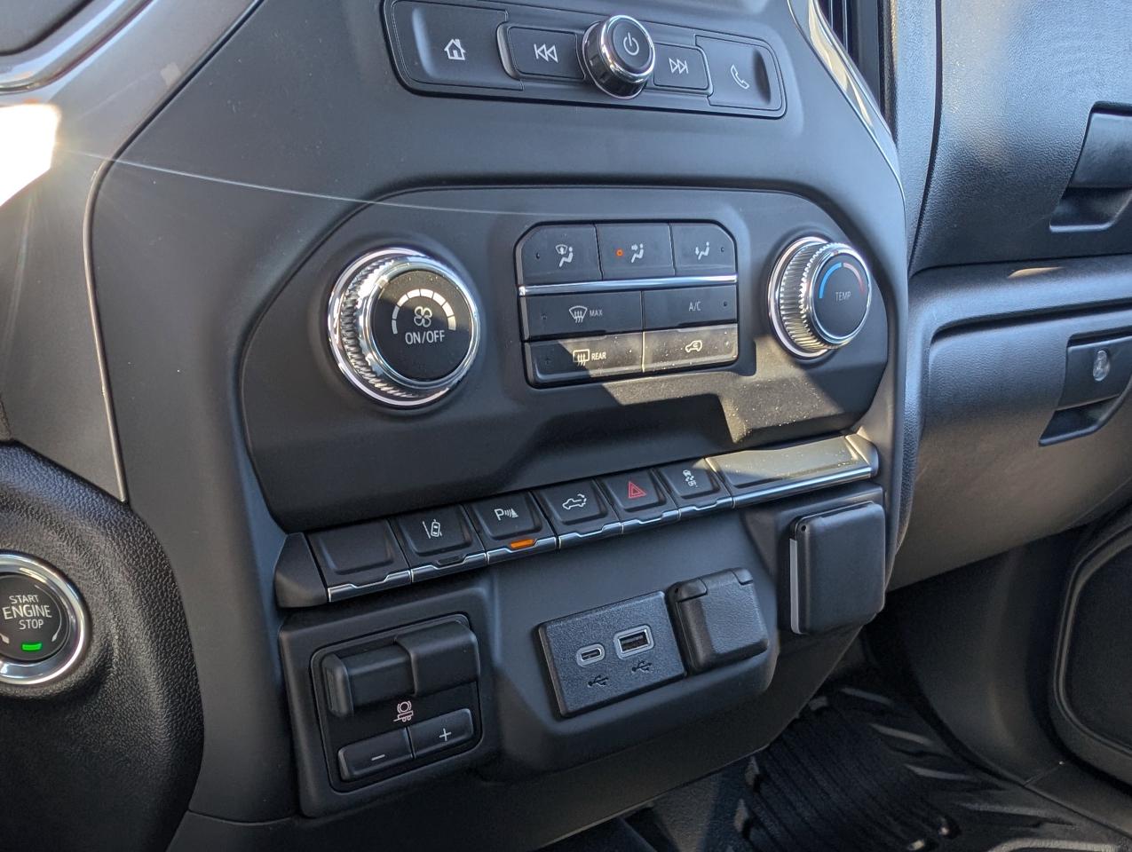 2026 GMC SIERRA 2500HD Pro Photo