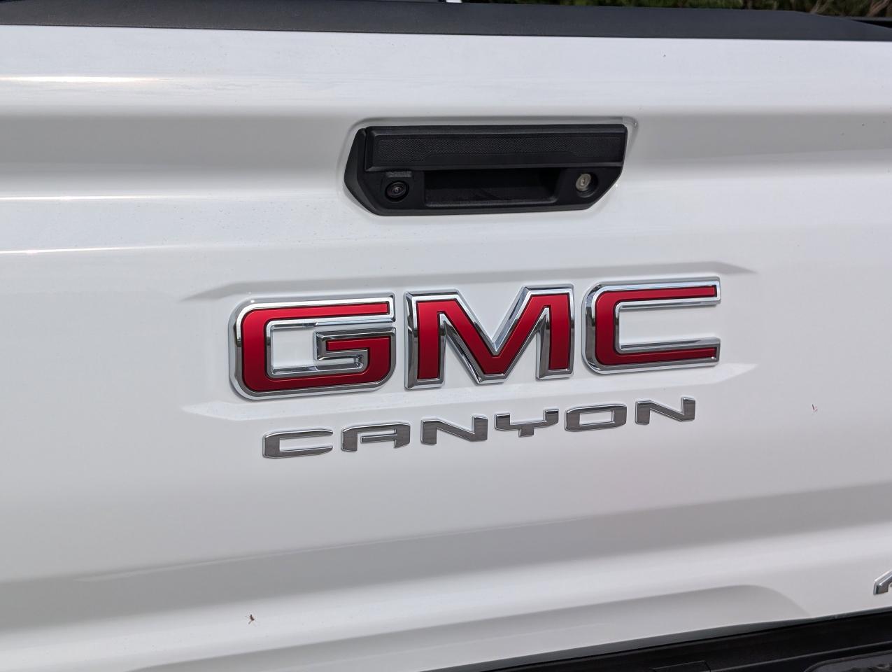 2026 GMC Canyon AT4 Photo