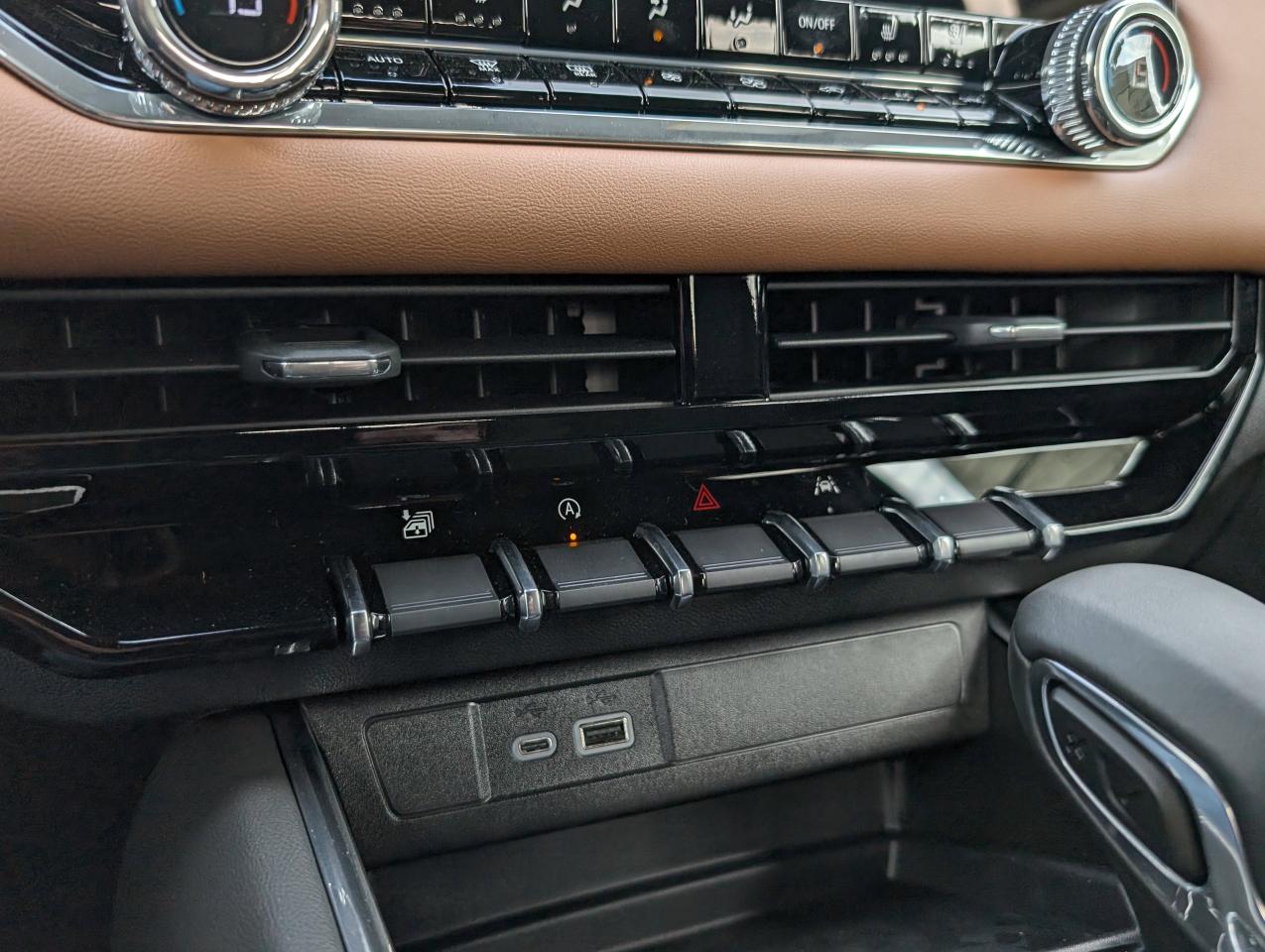 2026 GMC Canyon AT4 Photo