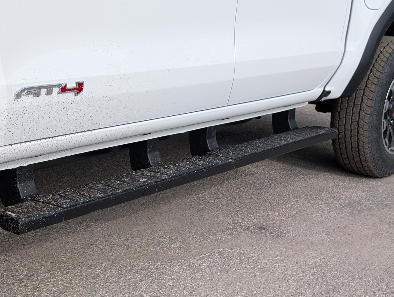 2026 GMC Canyon AT4 Photo
