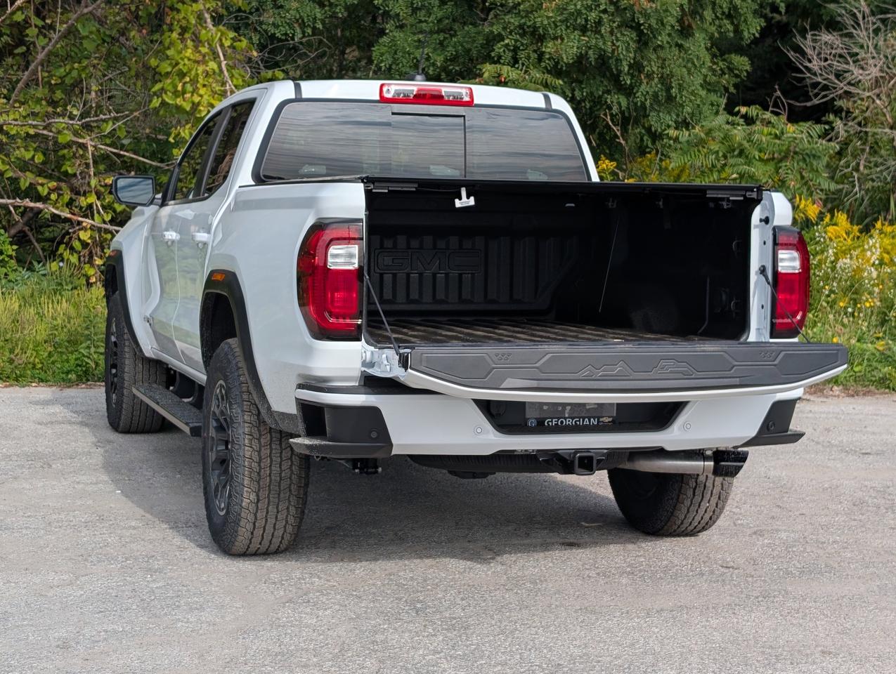 2026 GMC Canyon AT4 Photo