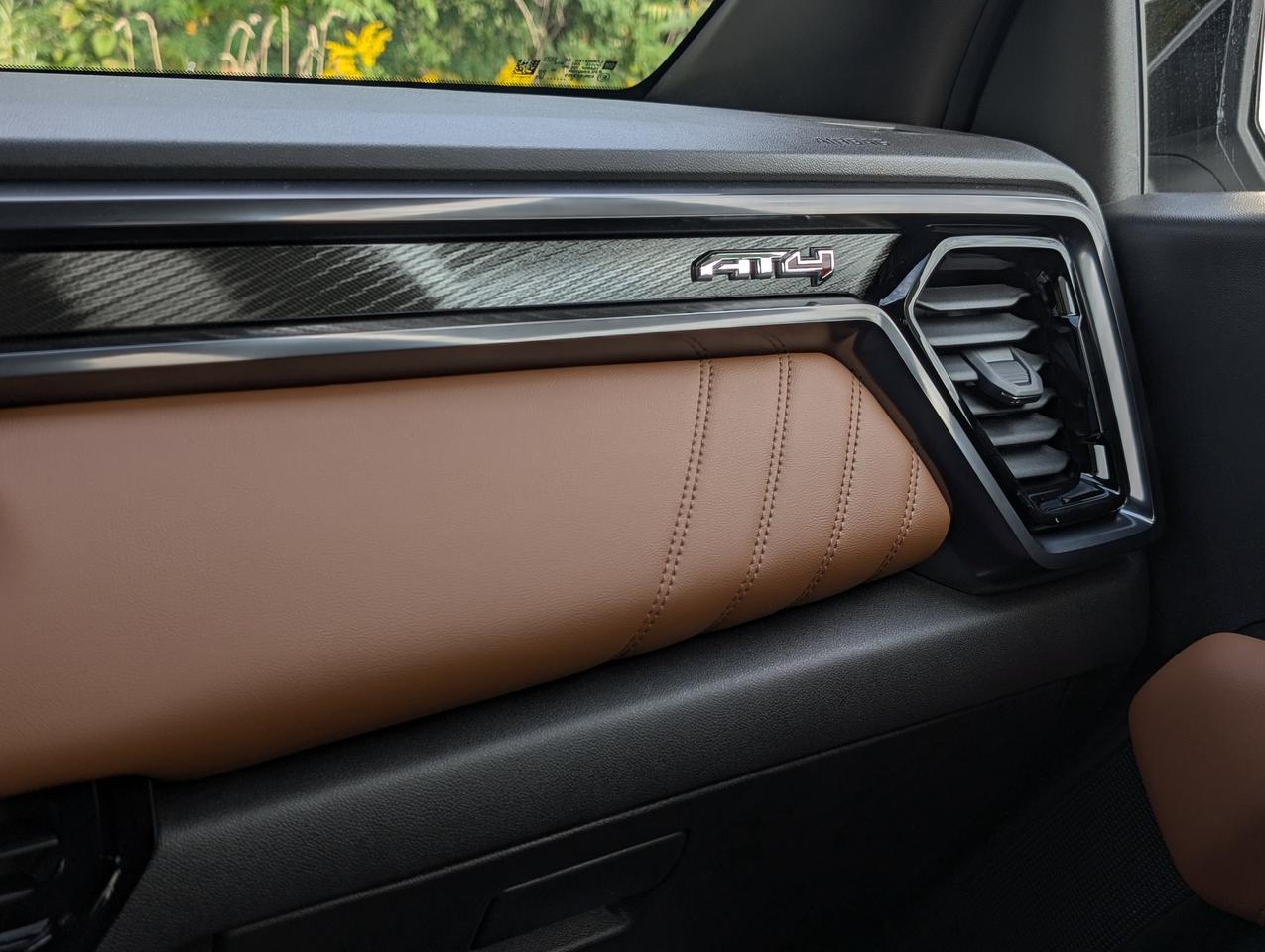 2026 GMC Canyon AT4 Photo