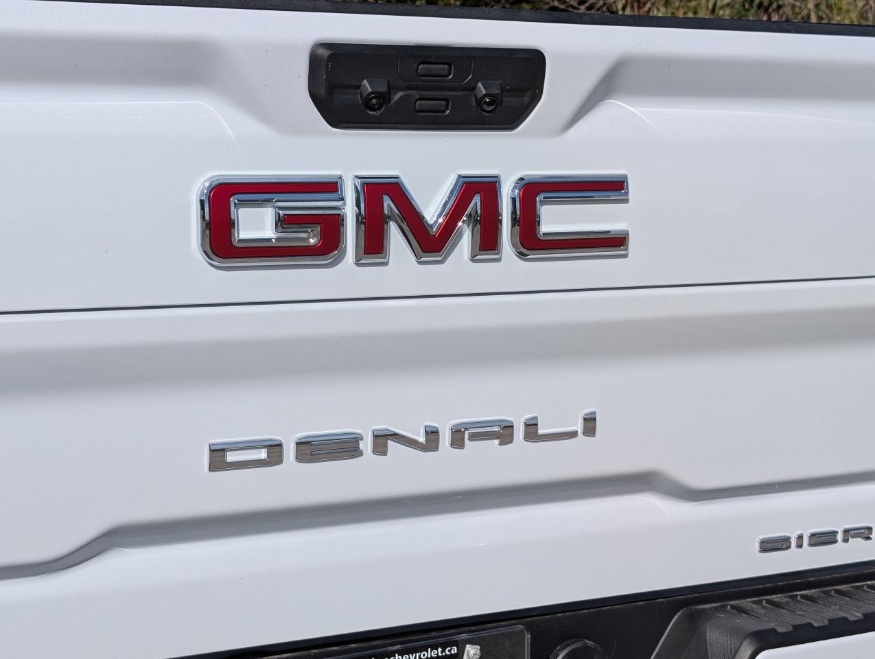 2026 GMC SIERRA 2500HD DENALI Photo