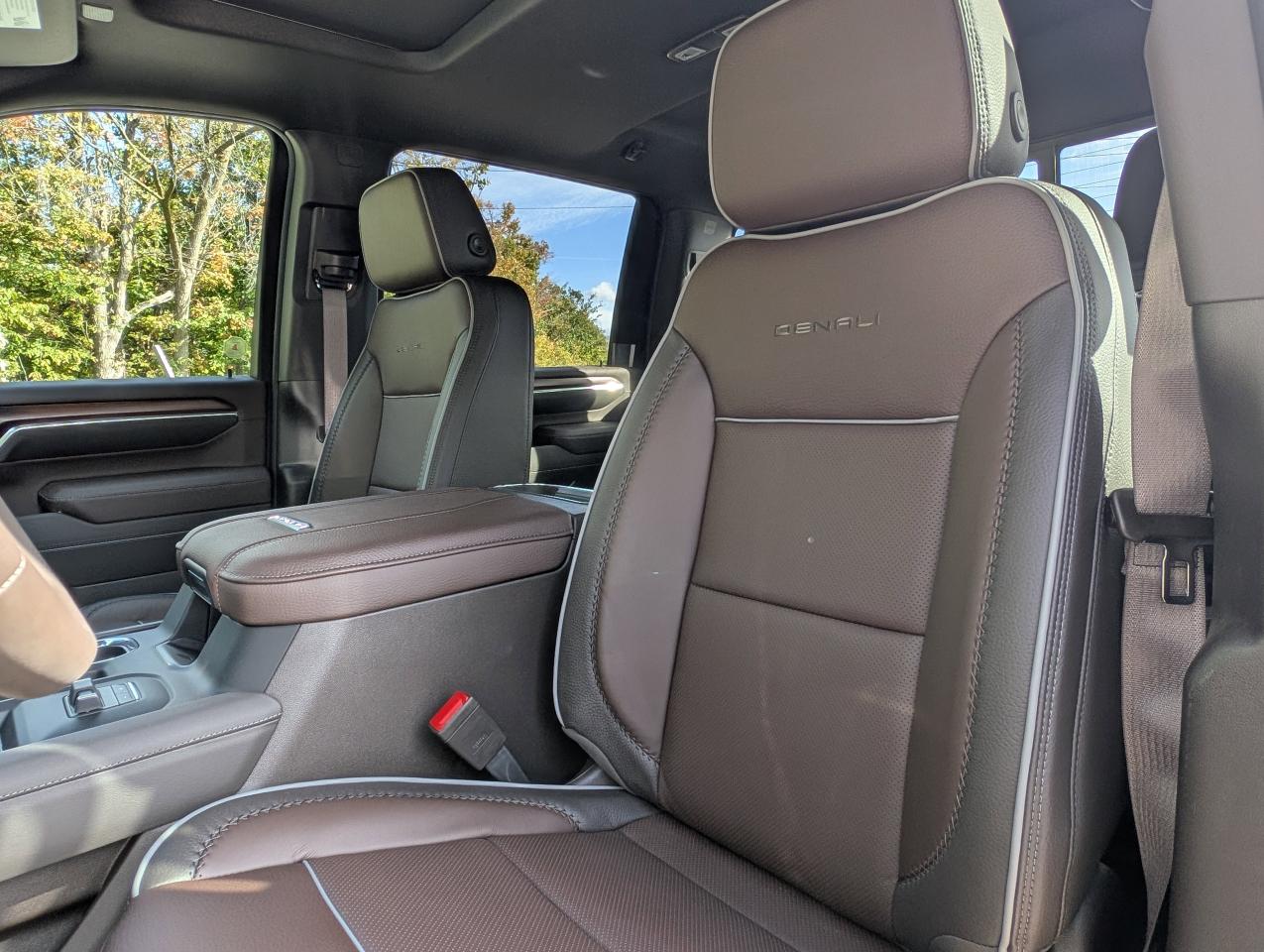 2026 GMC SIERRA 2500HD DENALI Photo