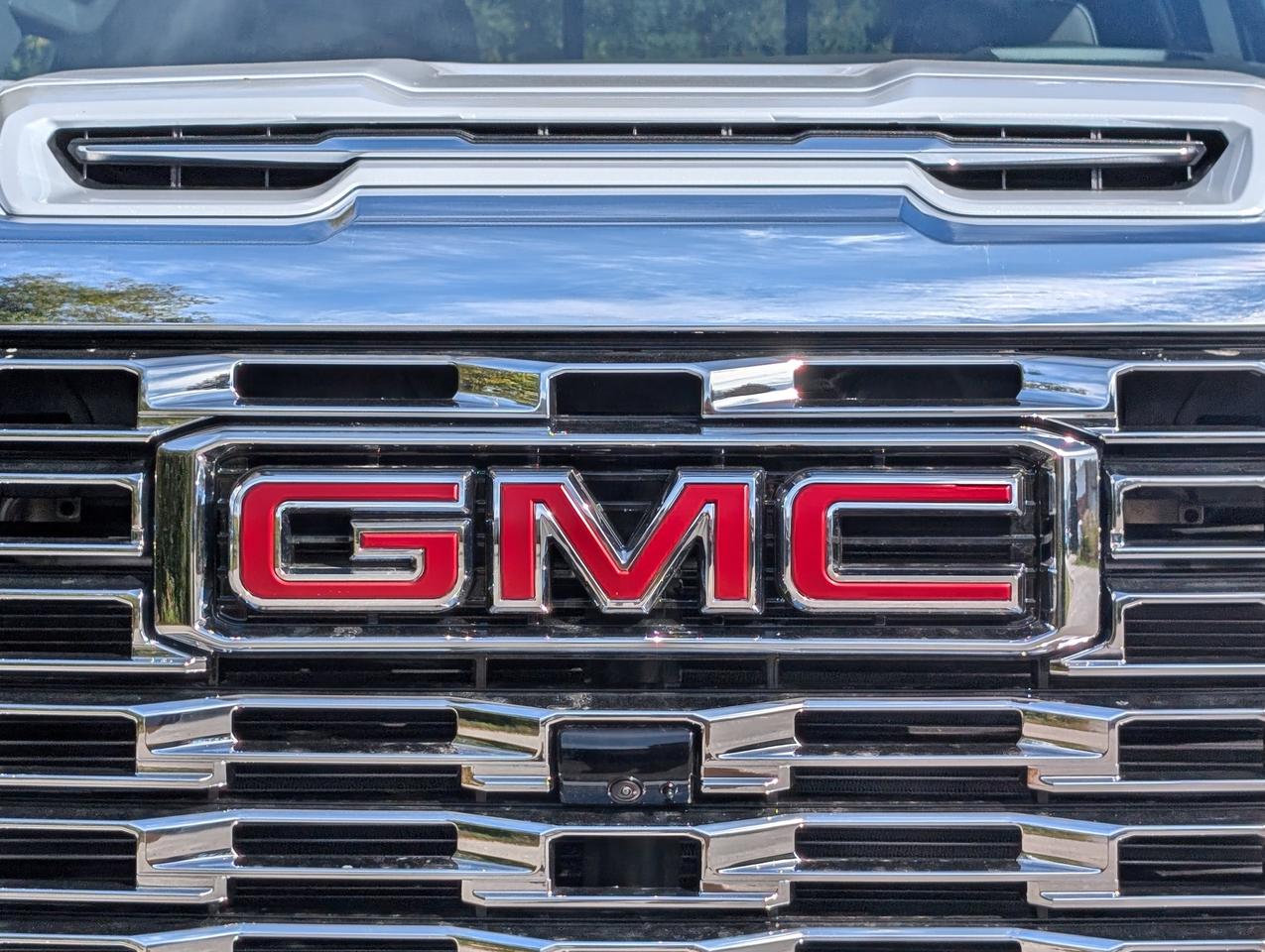 2026 GMC SIERRA 2500HD DENALI Photo