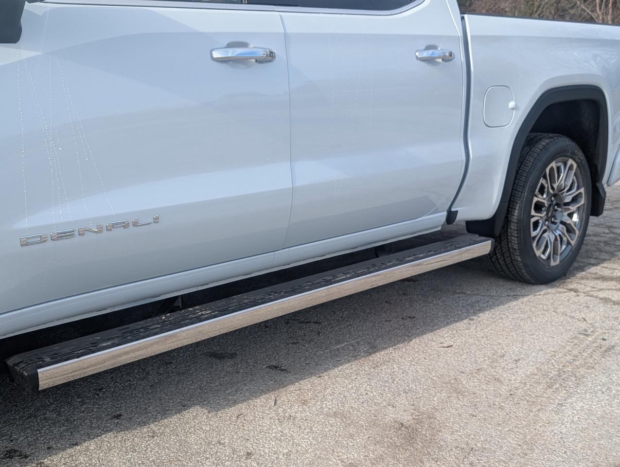 2026 GMC Sierra 1500 Denali Ultimate Photo3